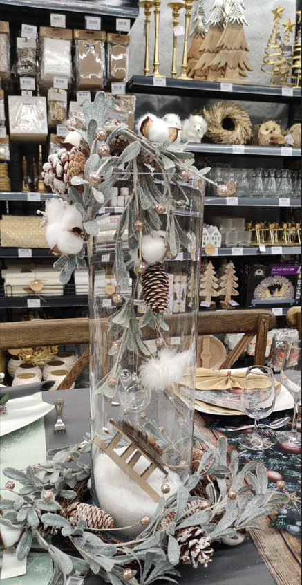 VASES ET DECORATIONS EN VERRE